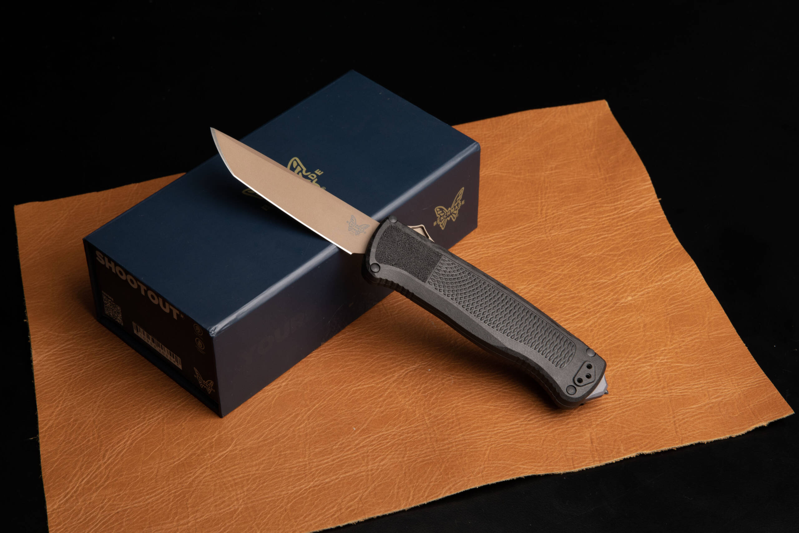 Benchmade Shootout CF-Elite Tanto Automatic Knife - Image 2
