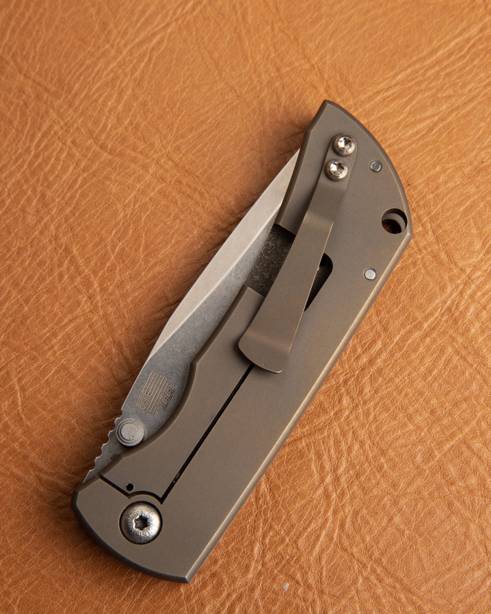 MCNEES Custom Knives MAC 2 / Satin Stonewashed Blade / Bronze Ano Handle - Image 4