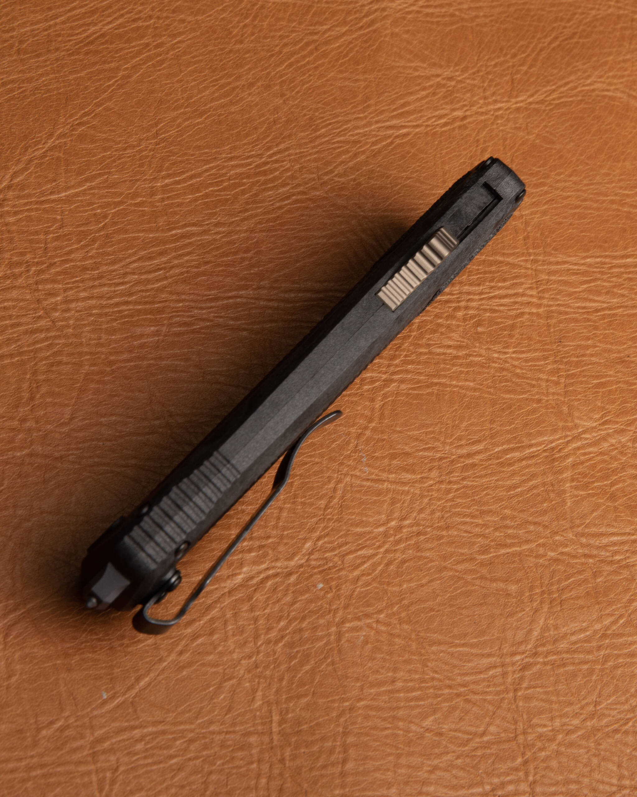 Benchmade Shootout CF-Elite Tanto Automatic Knife - Image 5