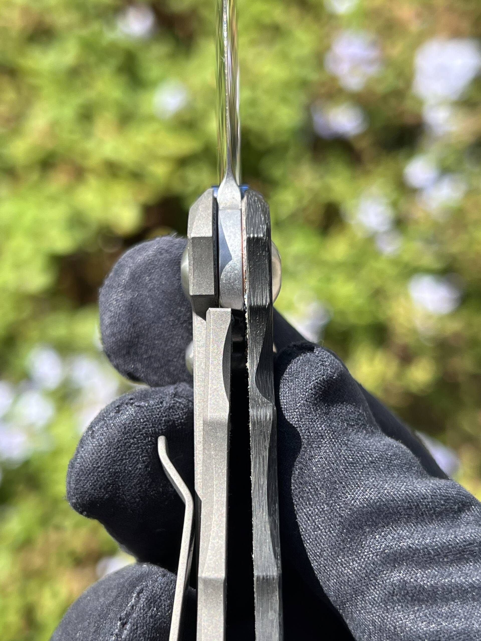 Chris Reeve Knives Small Inkosi Carbon Fiber Front Insingo – SIN-1026 (CPM S35VN) - Image 5