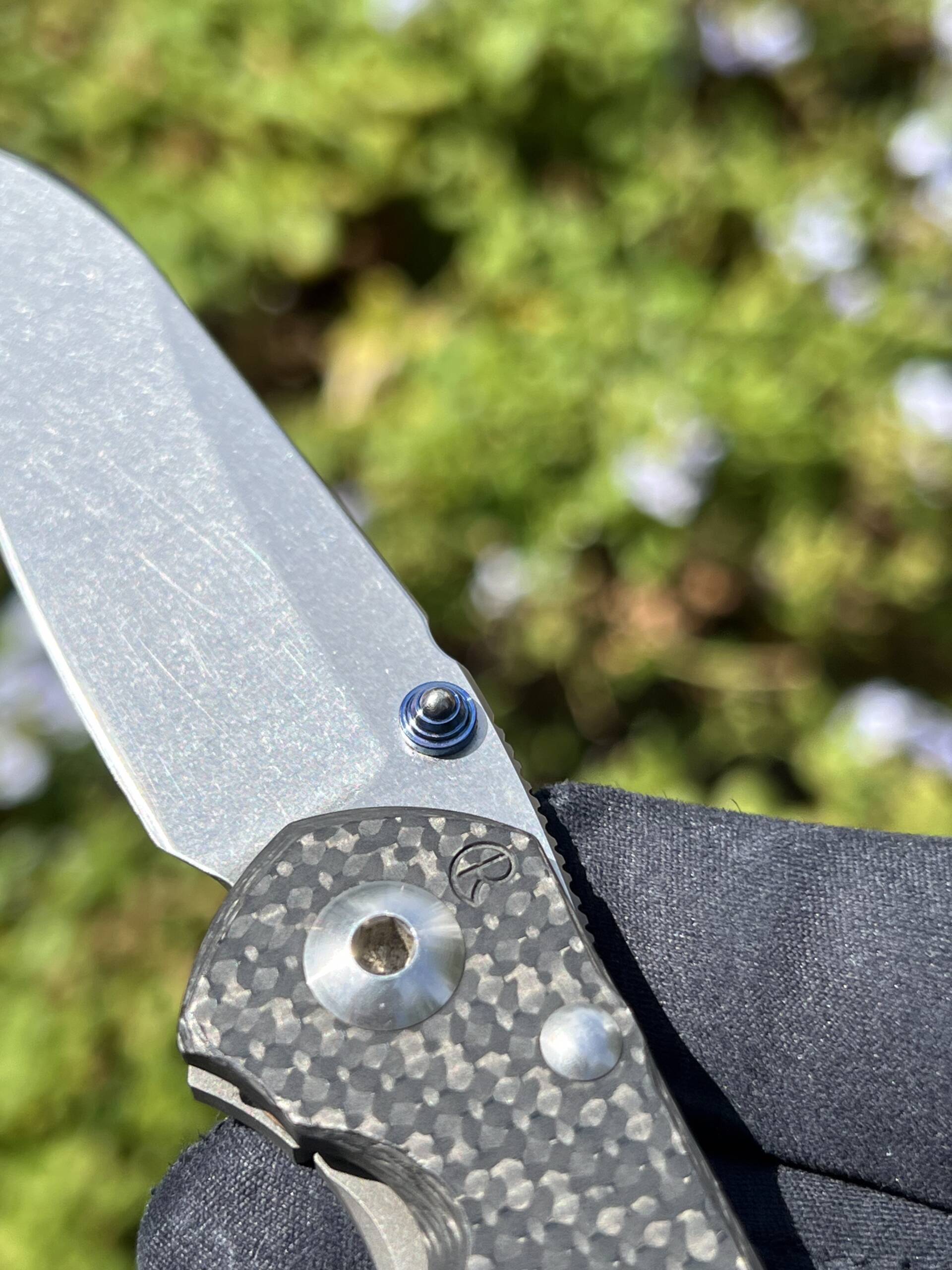 Chris Reeve Knives Small Inkosi Carbon Fiber Front Insingo – SIN-1026 (CPM S35VN) - Image 6