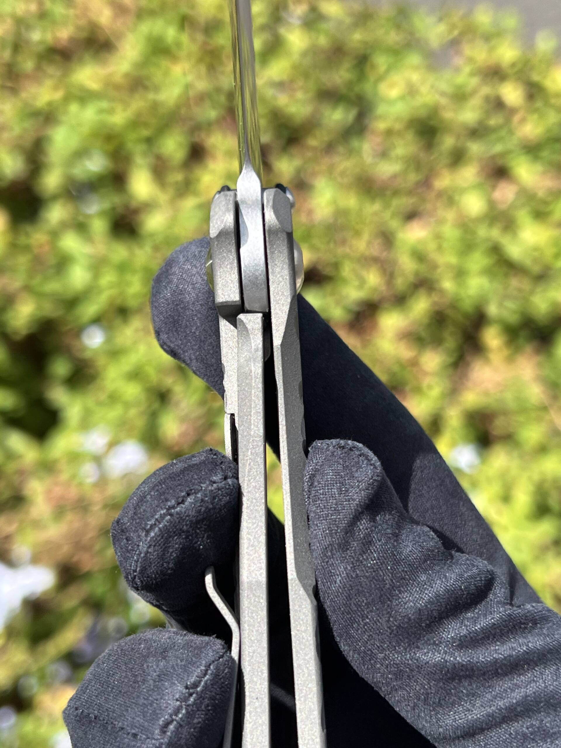 Chris Reeve Knives Umnumzaan Tanto – UMN-1002 (CPM S45VN, Titanium) - Image 7