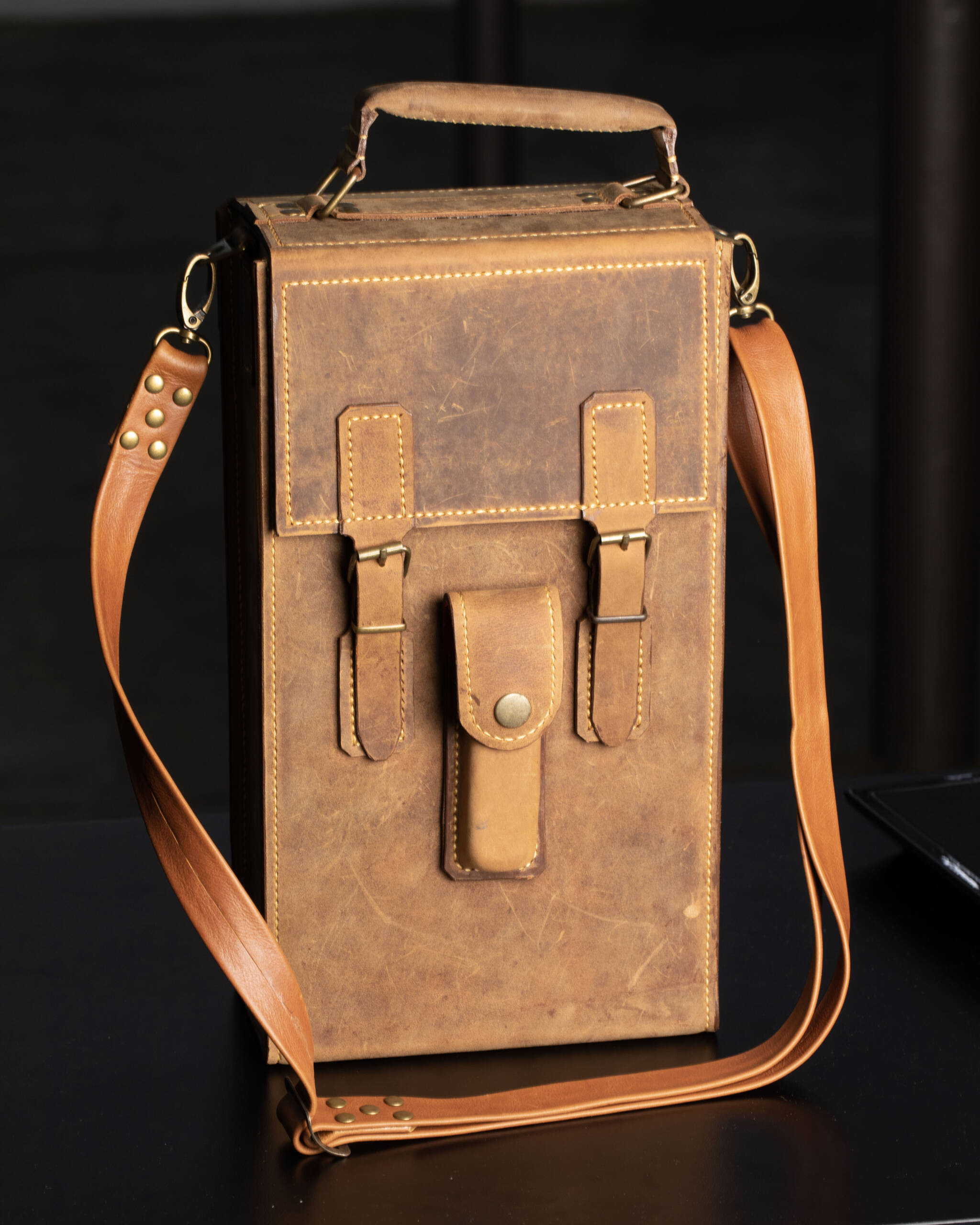 Leather Wine Bag - Image 2